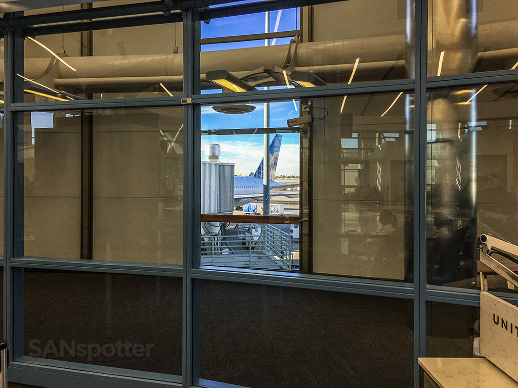 United terminal 7 lax no views