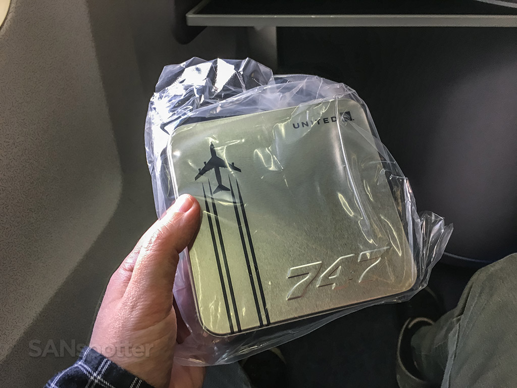 United airlines 747 amenity kit