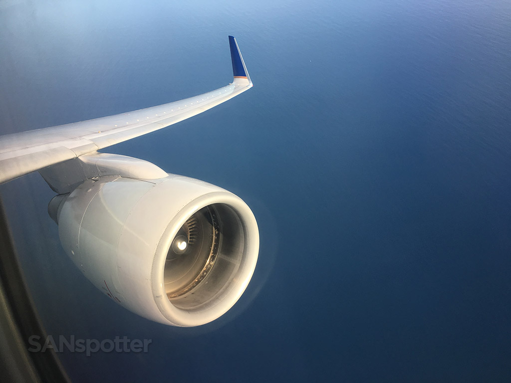 United Airlines 757–200 departure LAX