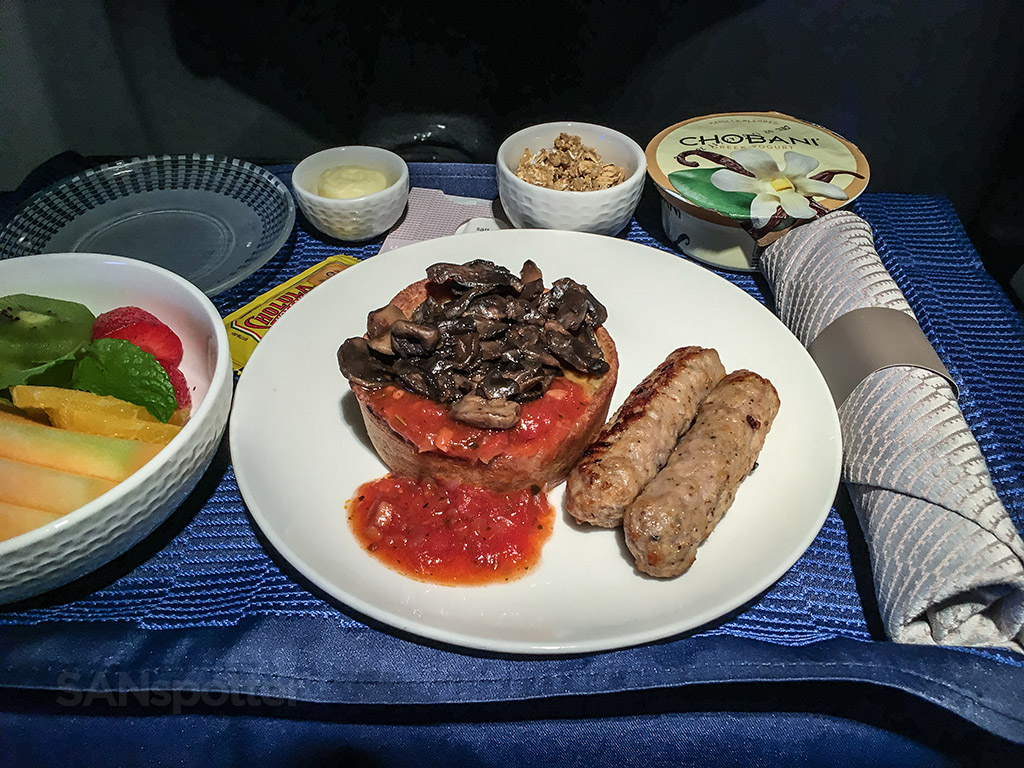 United airlines PS business class breakfast