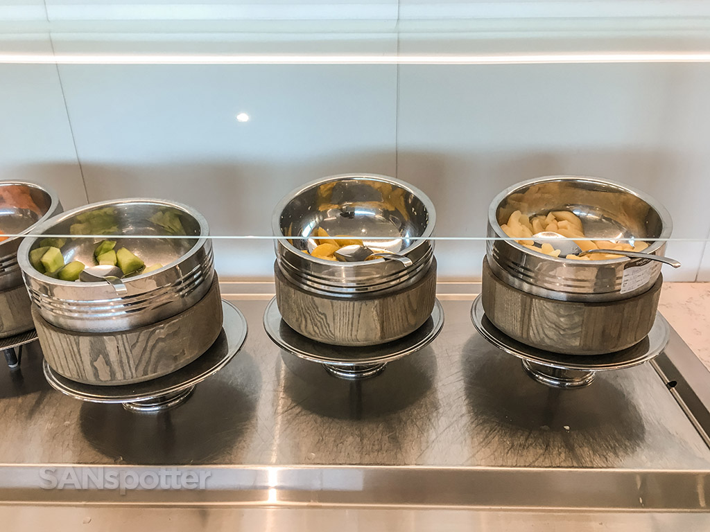 United club LAX breakfast fruit