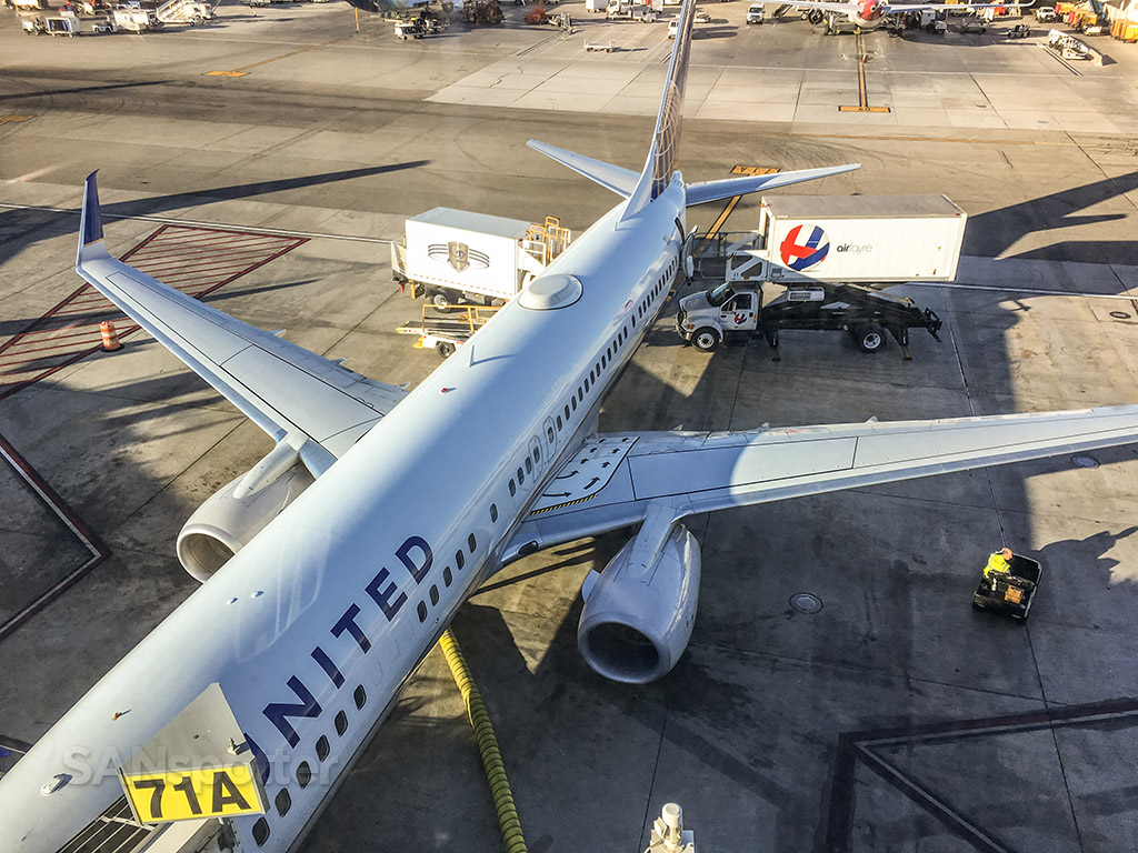 Plane spotting United club LAX