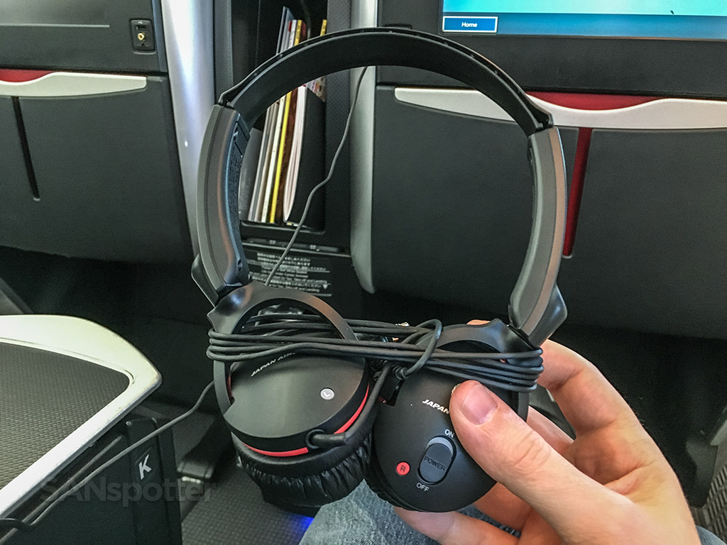 Japan Airlines business class noise canceling headset