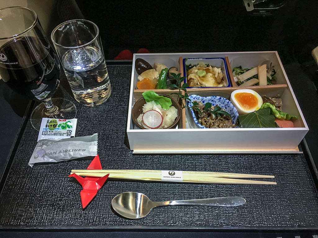 Japan Airlines business class dinner