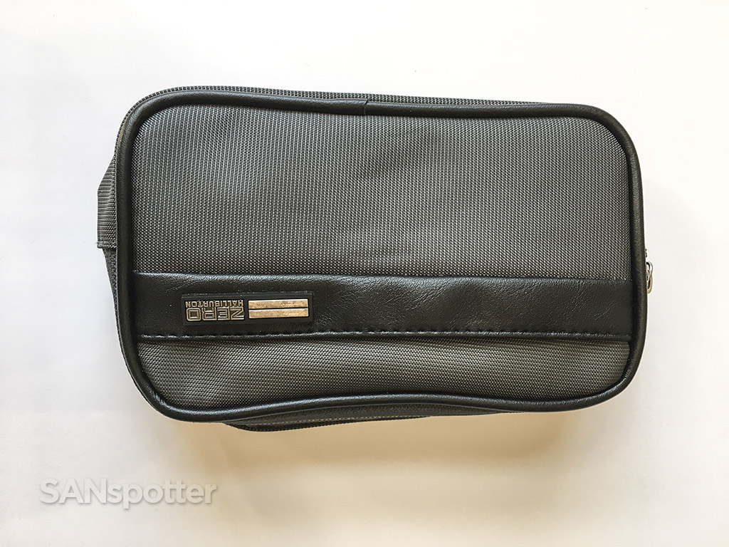 Japan Airlines business class amenity kit
