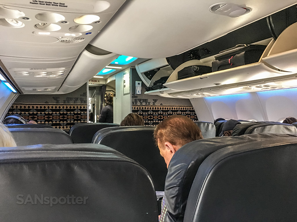 Alaska Airlines 737–900 first-class cabin