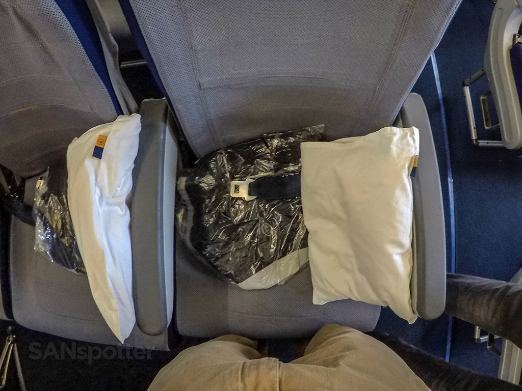 Lufthansa Economy class pillows and blankets