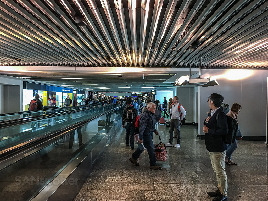 Frankfurt airport crowd