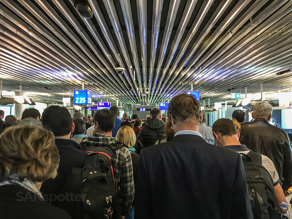 Frankfurt airport passport control