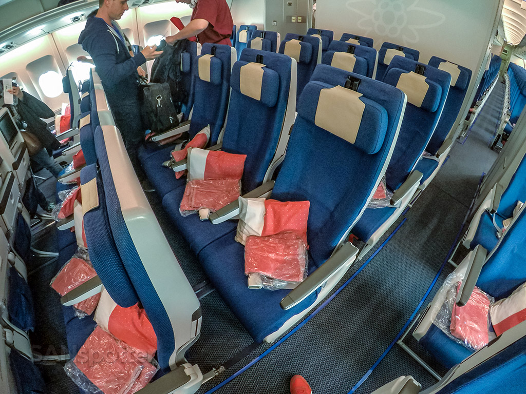 Edelweiss A340 economy class 