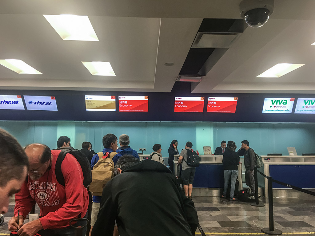 Hainan Airlines check in TIJ