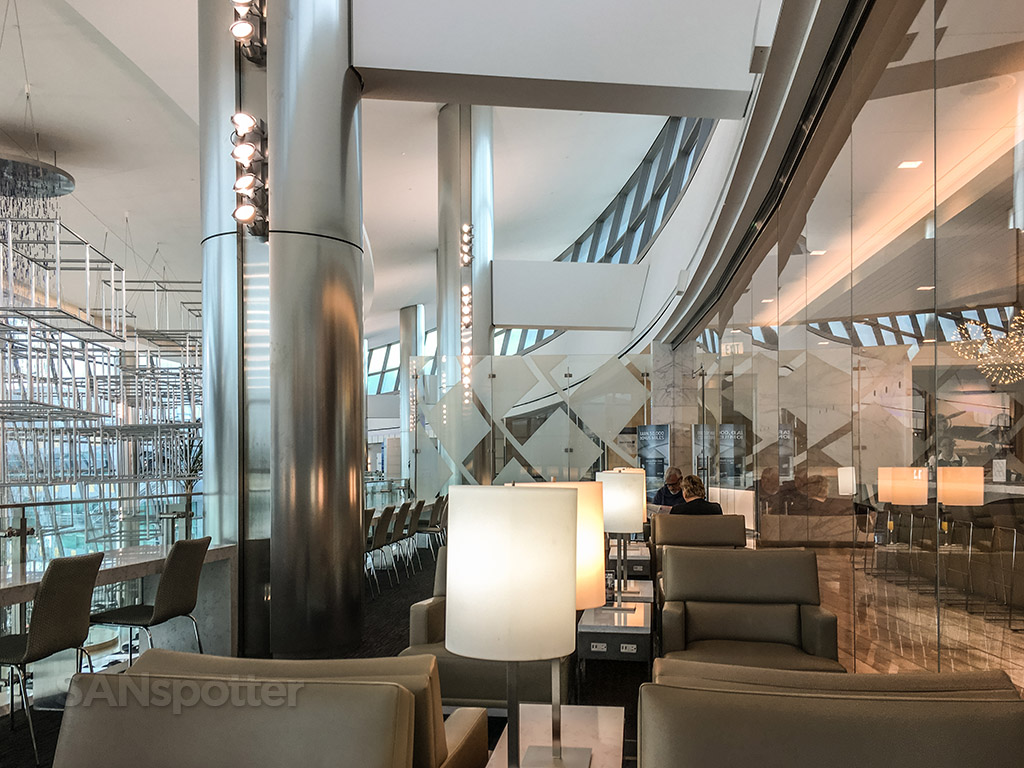 United Club, San Diego International Airport – small but mighty! –  SANspotter