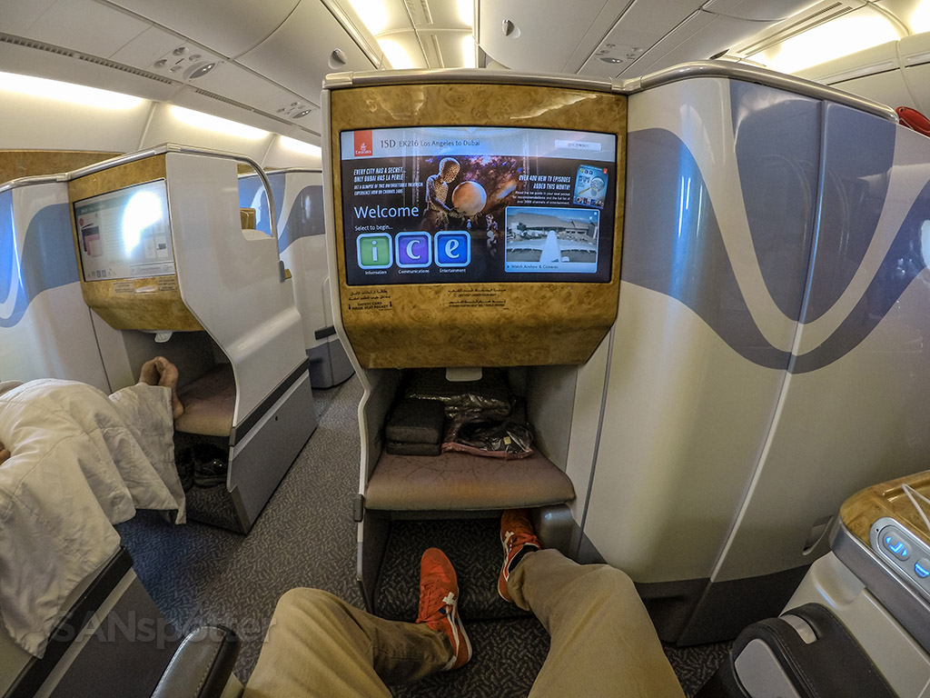 Emirates A380 business class seat privacy