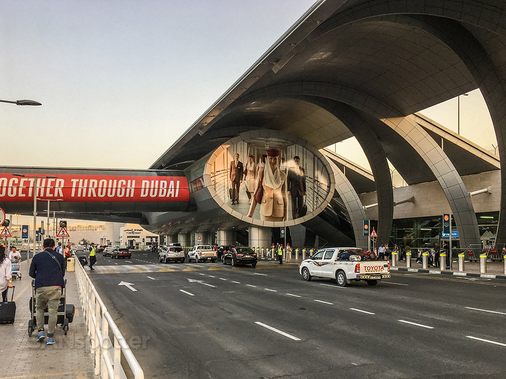 Dubai international airport departures level