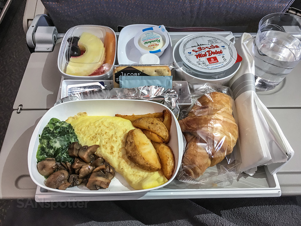 Emirates economy class breakfast