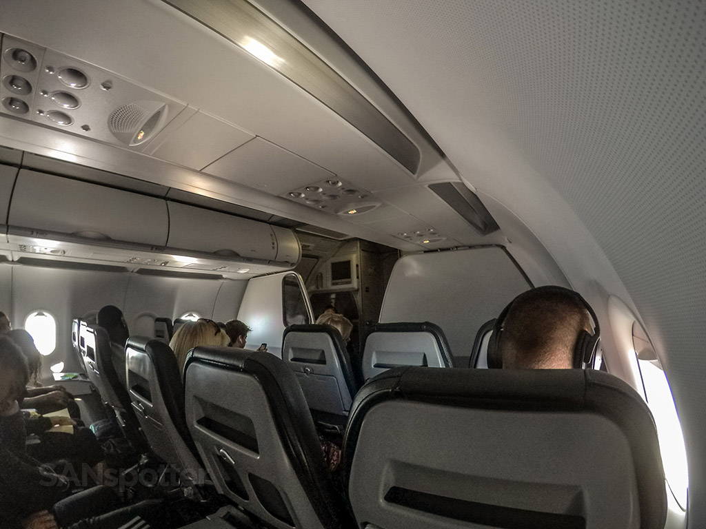  Frontier Airlines A320neo cabin