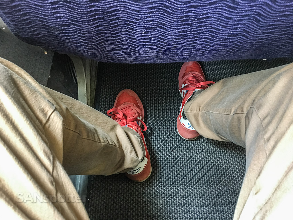 Hawaiian airlines 767 seat pitch