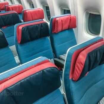 Turkish Airlines 777–300 economy class seats