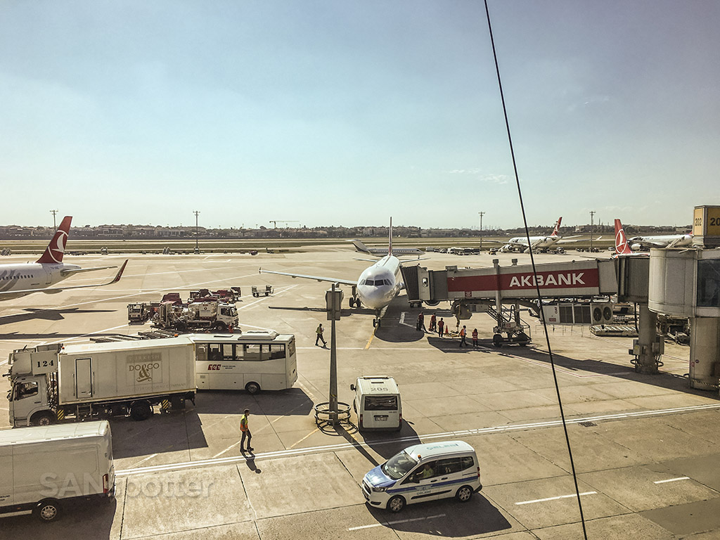 Turkish Airlines flight to Vienna