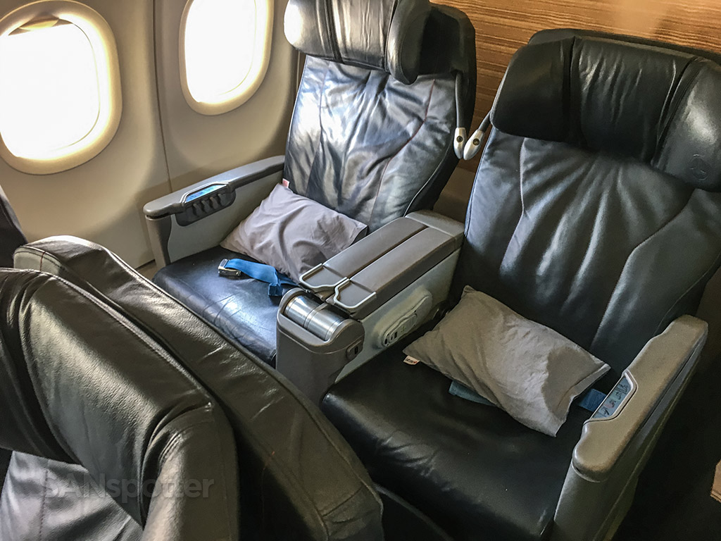 Turkish Airlines A321 business class