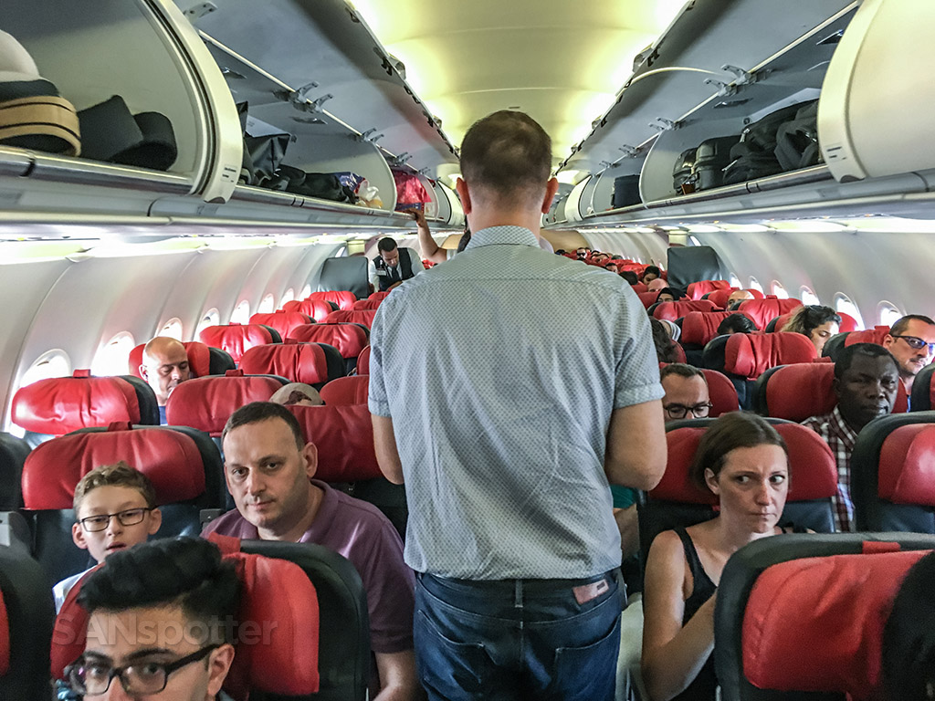 Turkish Airlines A321 economy class cabin