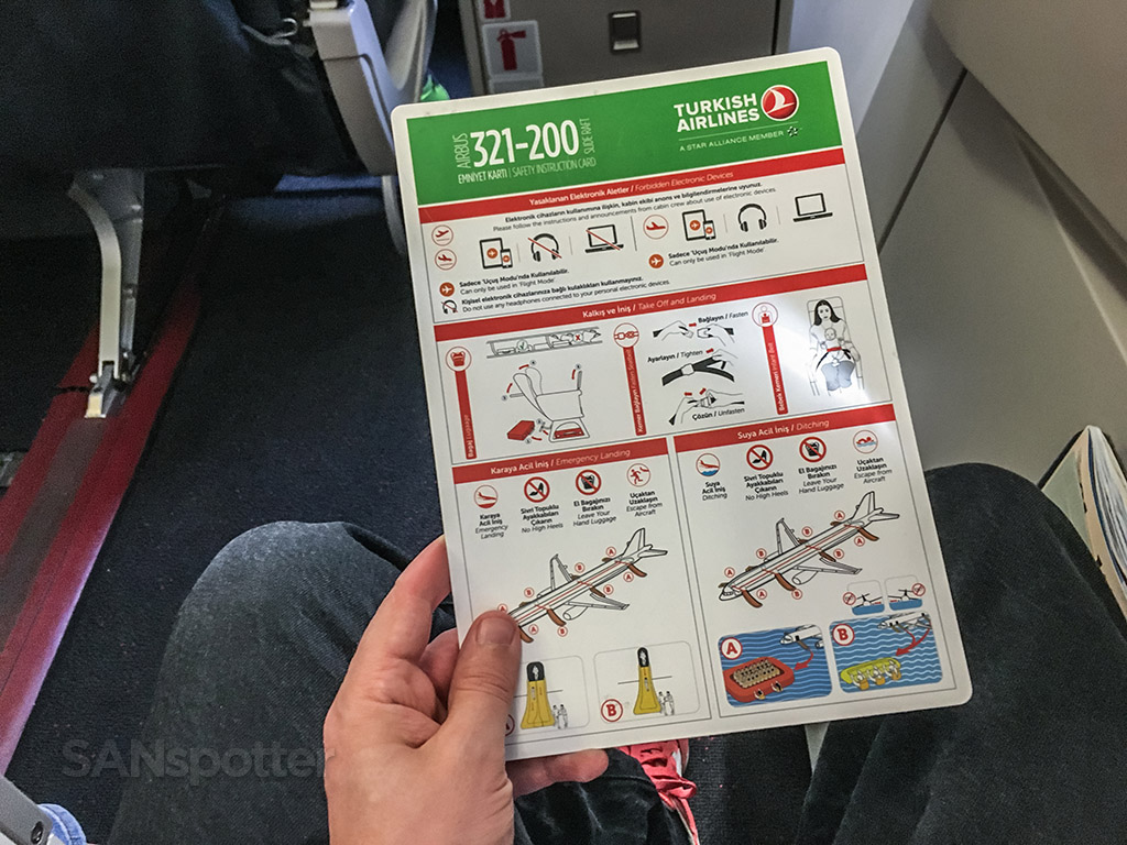 Turkish Airlines A321 safety card