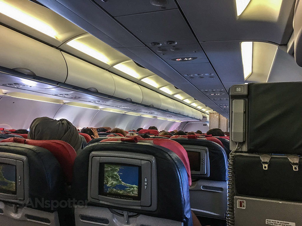 Turkish Airlines A321 main cabin
