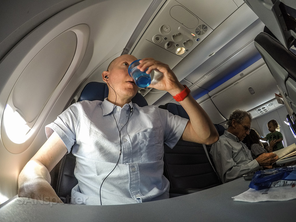 SANspotter selfie United airlines snack time