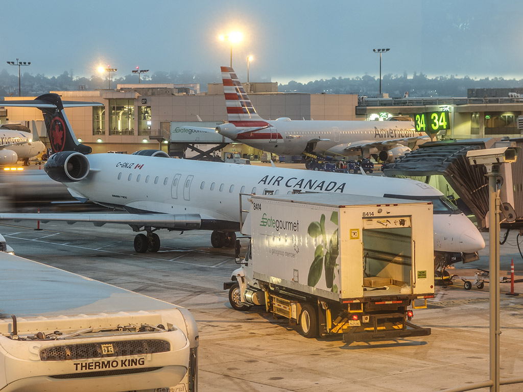 Air Canada CRJ San Diego airport