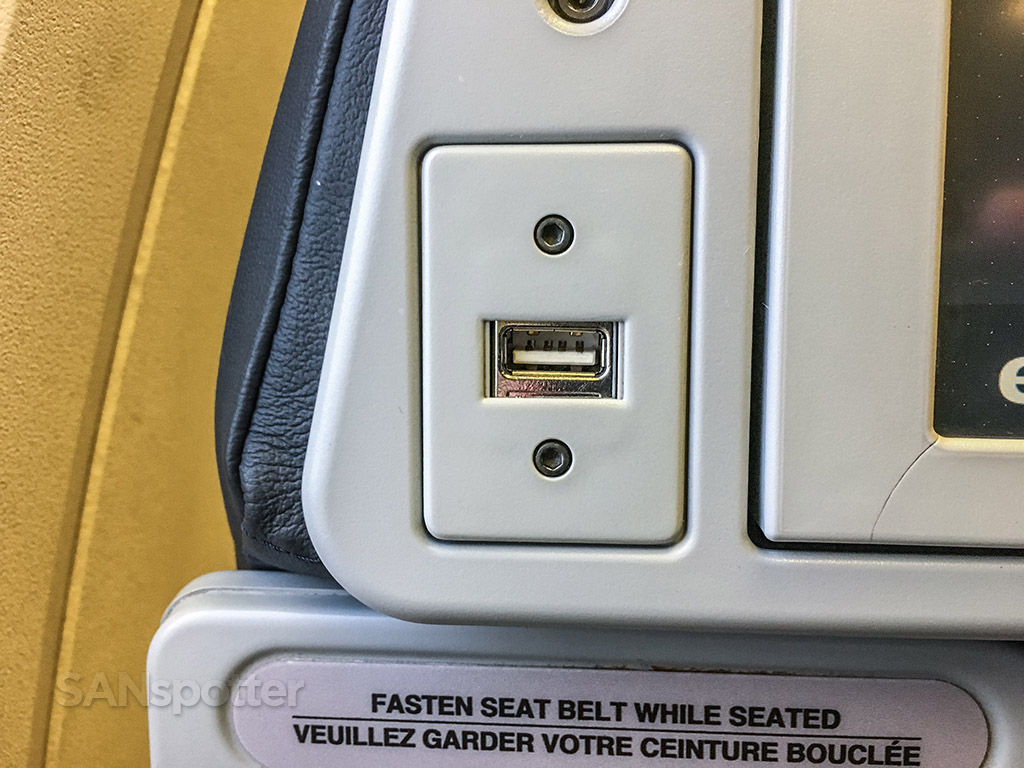Air Canada express USB charging port