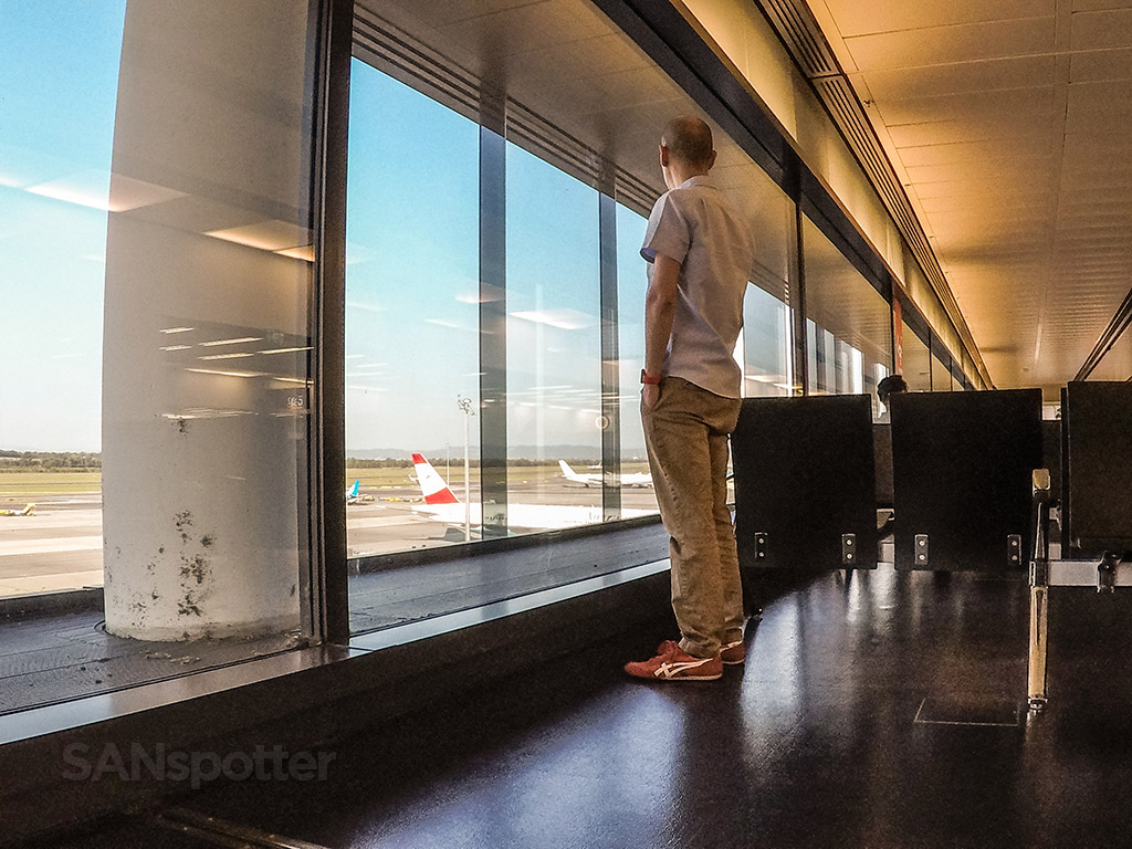 SANspotter selfie Vienna Airport