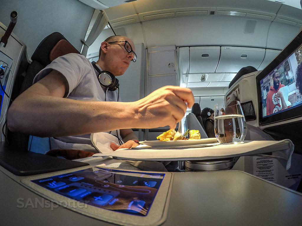 SANspotter selfie Austrian Airlines 777 business class