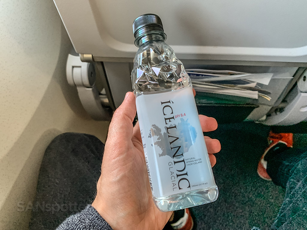 Icelandair free water