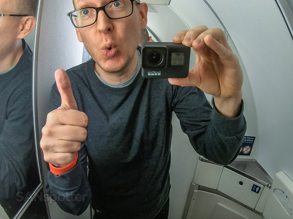 SANspotter selfie delta MD88 lavatory