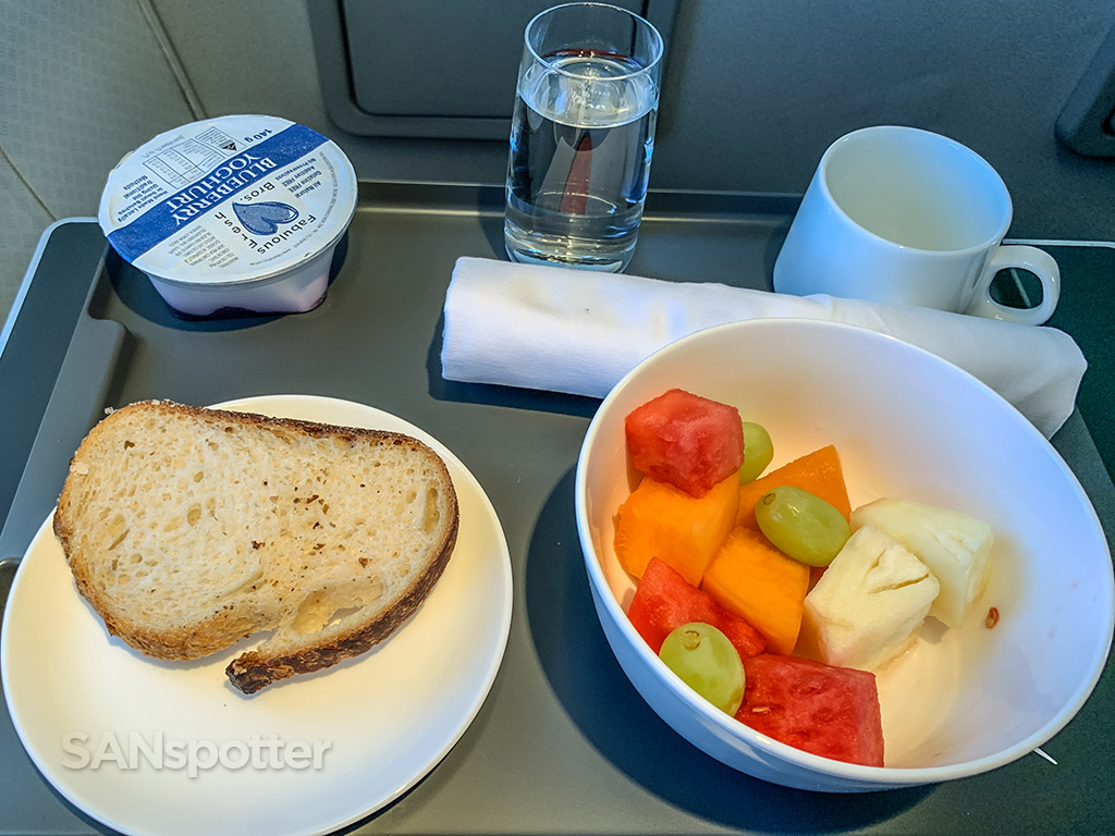 Qantas first clsss breakfast