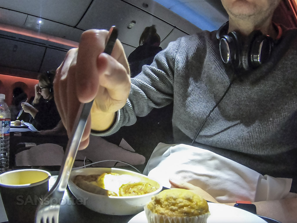 SANspotter selfie Qantas breakfast