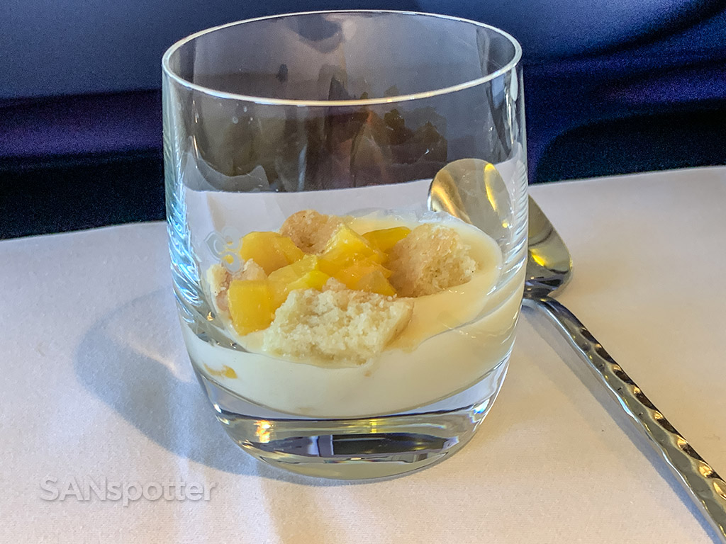 Thai Airways business class dessert