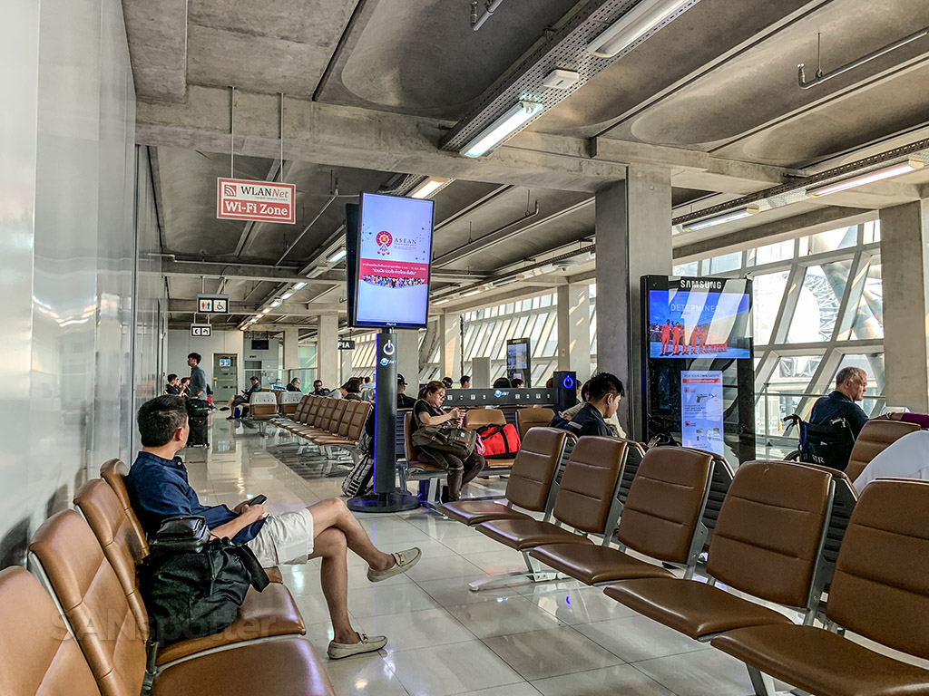 Gate F1A Bangkok Airport