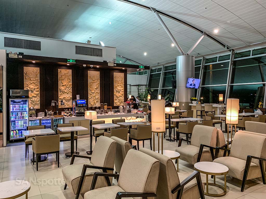Lotus Lounge, +49 1525 8194402, Westring 242, 24116 Киль, Германия