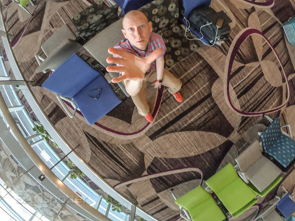 SANspotter selfie SIN airport