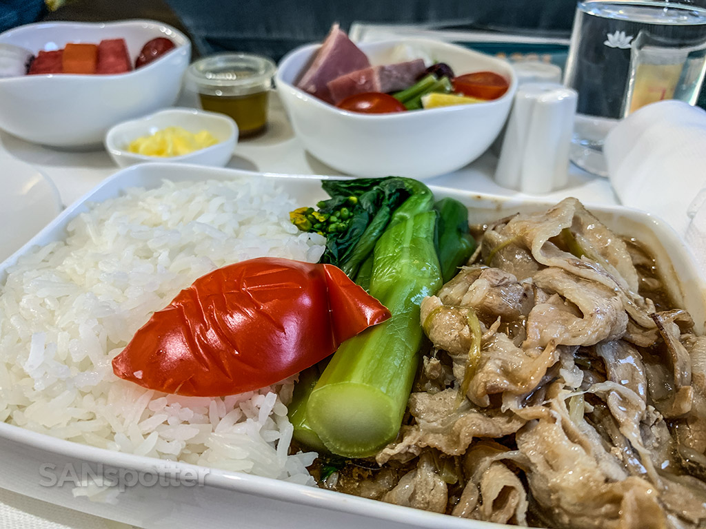 Vietnam Airlines business class food