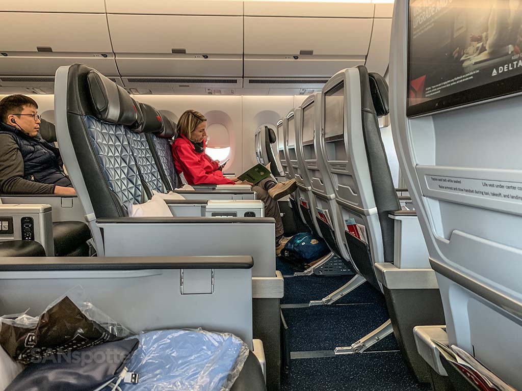 Delta gives first look of premium economy cabin, set for 2017 debut