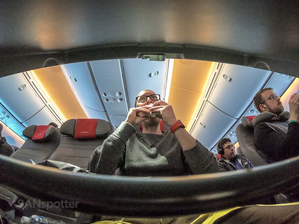 Norwegian air reviews baggage shop