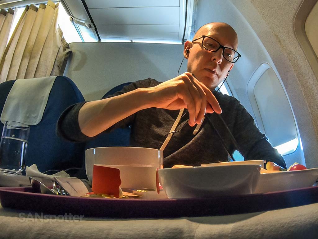 SANspotter selfie Xiamen Airlines meal