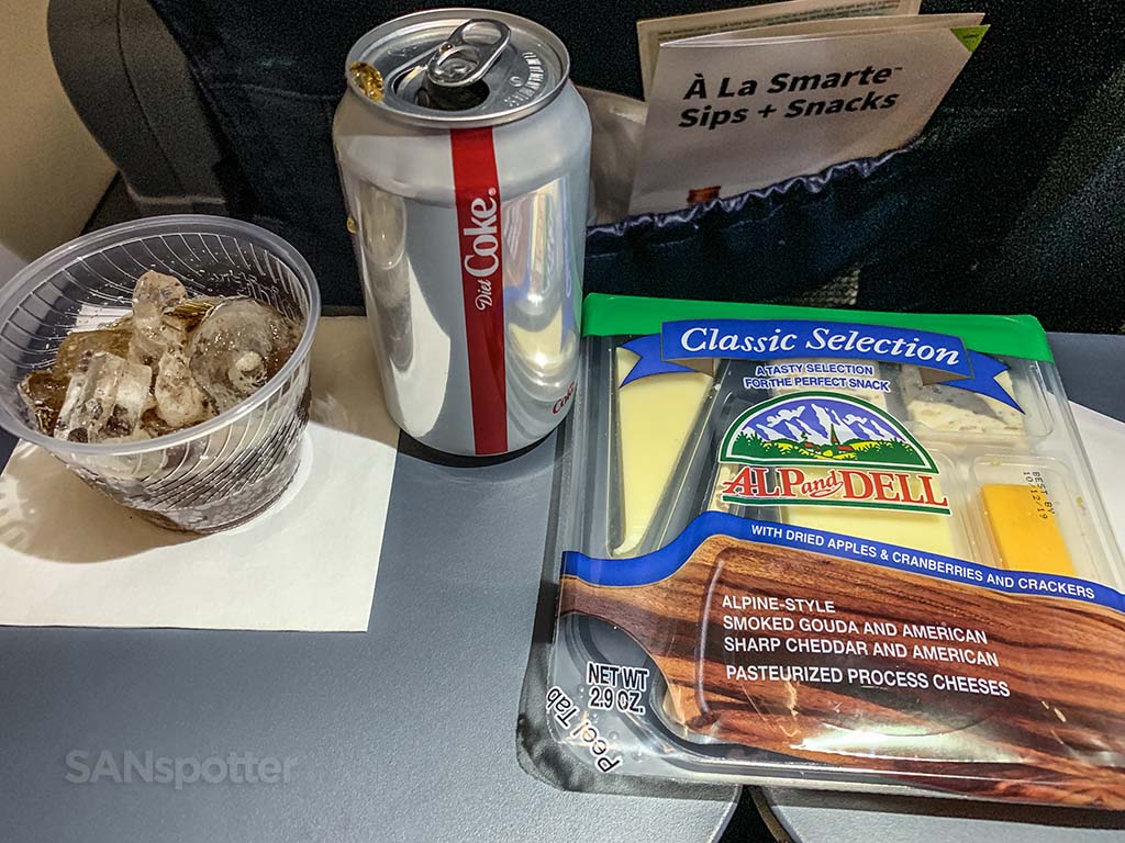 spirit airlines food