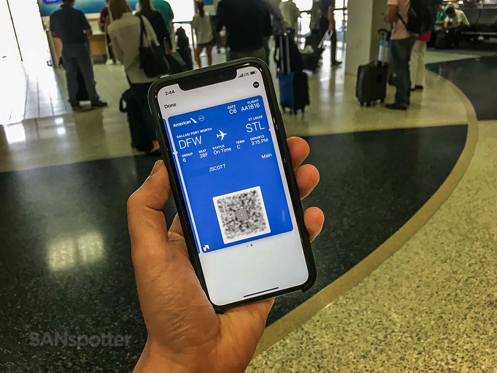 American Airlines Mobile boarding pass