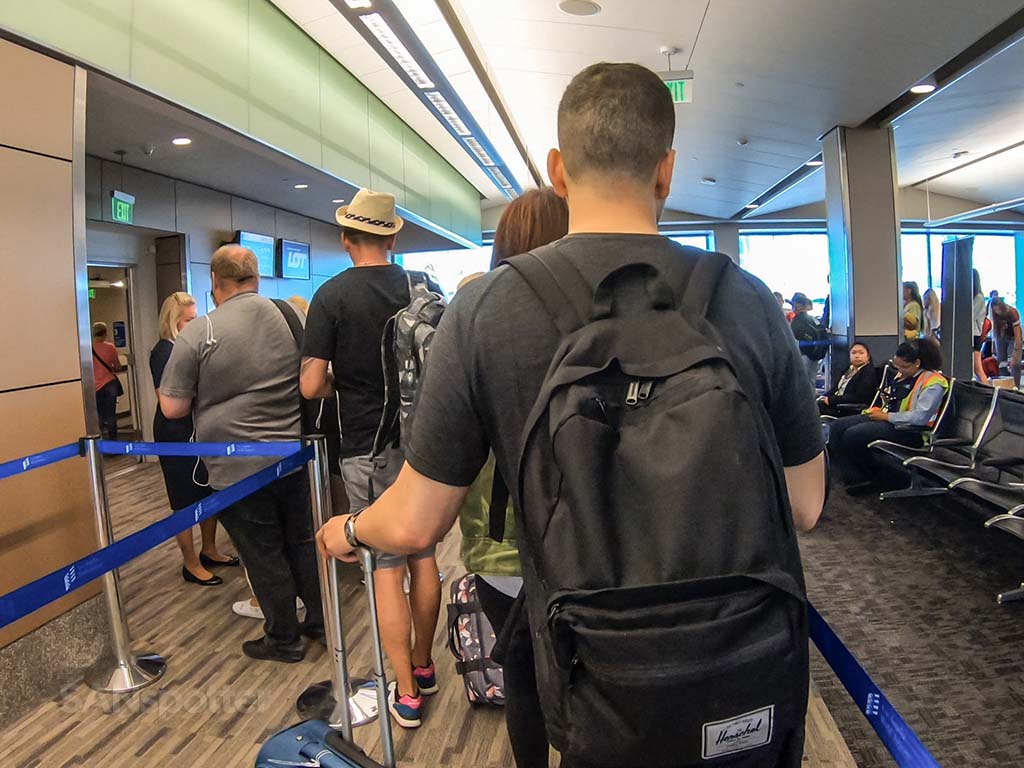 Boarding LOT Flug LAX
