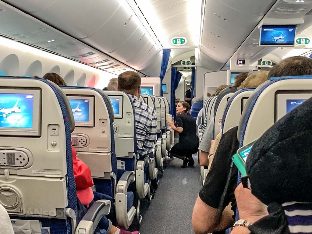 LOT Polish Airlines Kabinenpersonal
