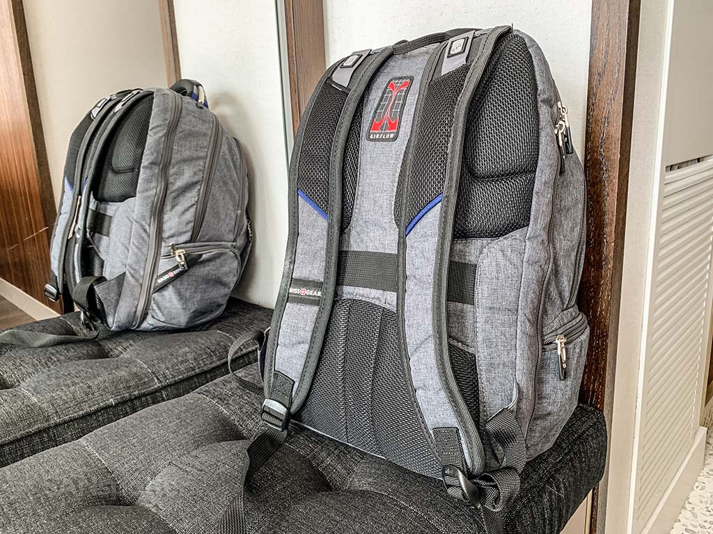 Swiss Gear 5902 backpack