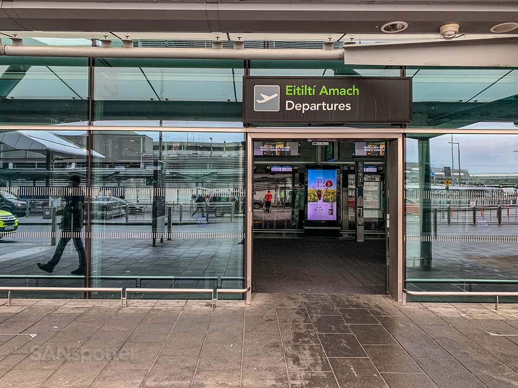 Terminal 2 Dublin Airport entrance 